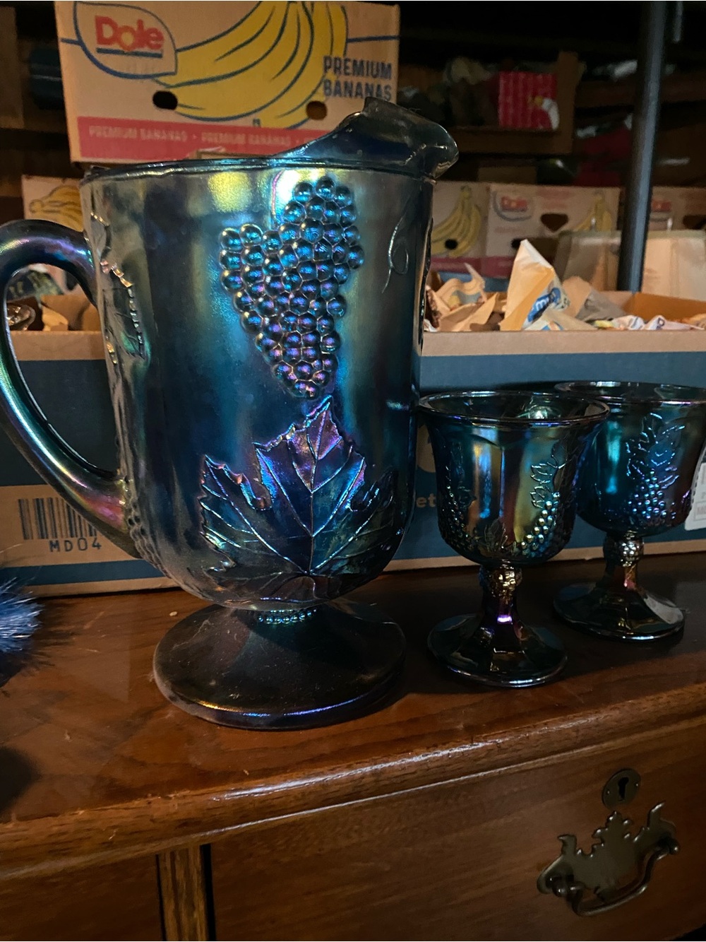 Set of 1970’s Harvest Grape Blue Carnival Glass Pitcher and 8 Goblets - Picture 3 of 3